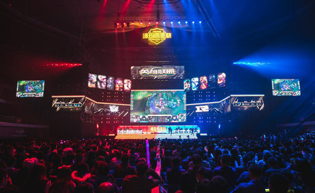 在前锋位置 在前锋位置