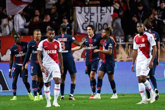 软银鹰近年 软银鹰近年