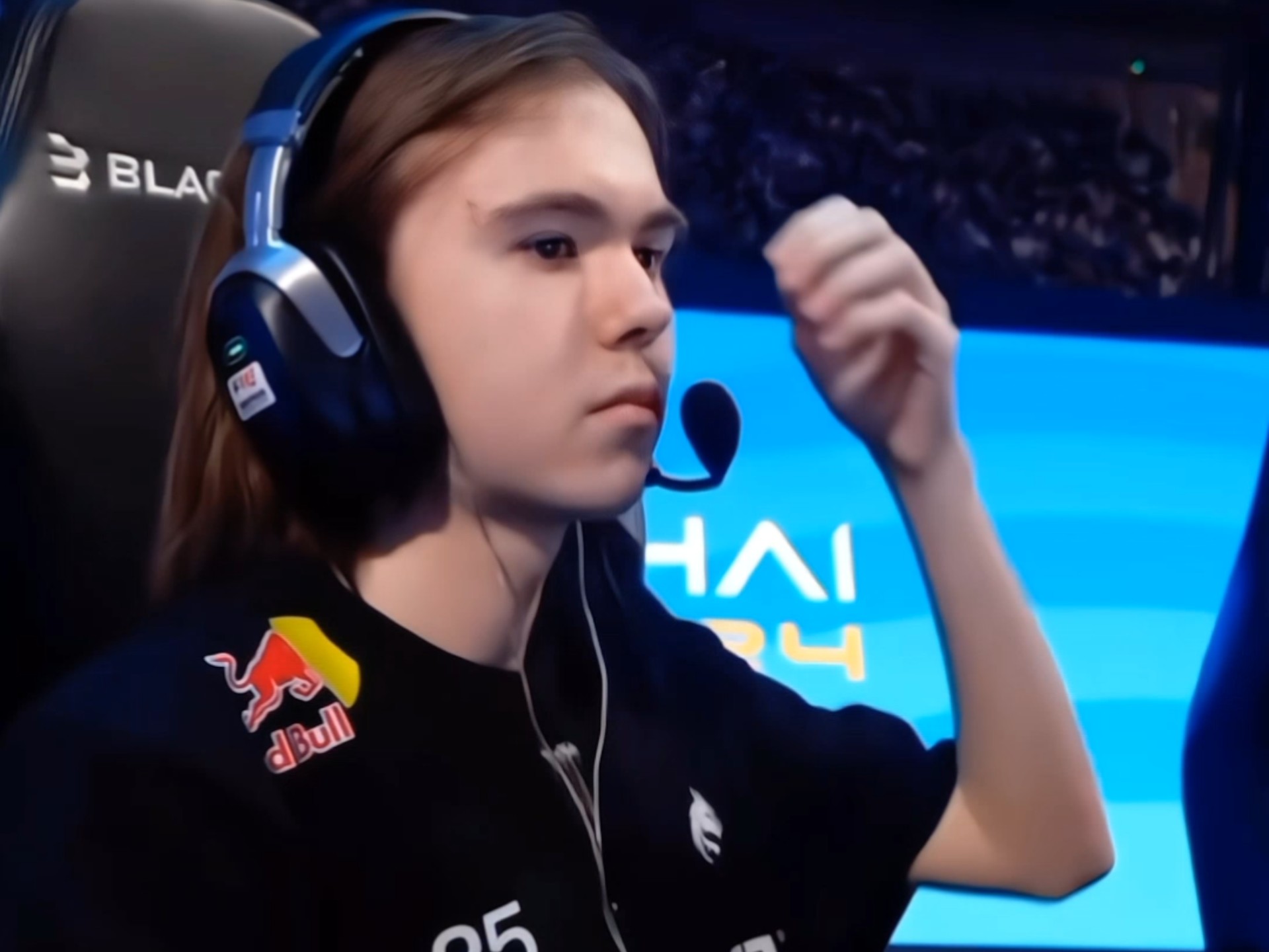 也是重整队 也是重整队